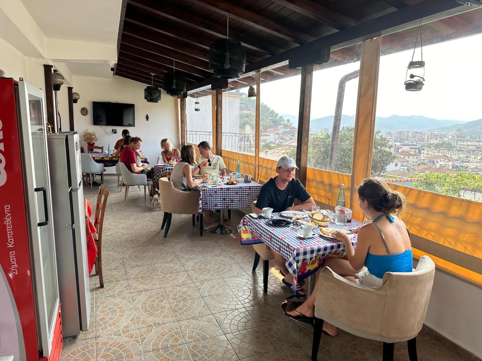 Villa Rezidenca Aurel Center à Berat Extérieur photo